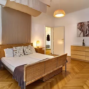 State Opera Alley Apartment Wien